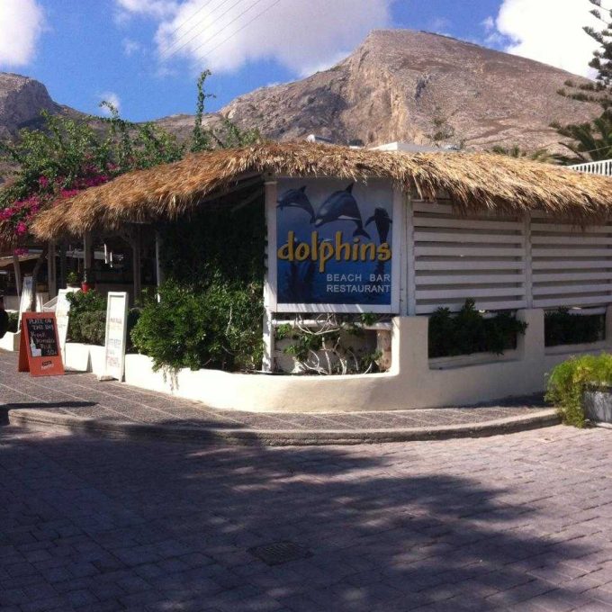 ΕΣΤΙΑΤΟΡΙΟ | DOLPHINS | ΚΑΜΑΡΙ ΣΑΝΤΟΡΙΝΗ