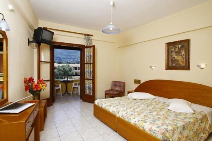 Ξενοδοχείο-Κερκυρα-Bintzan-Inn-greekcatalog.net