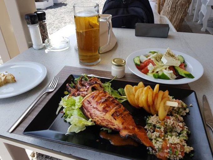 ΕΣΤΙΑΤΟΡΙΟ LOUNGE BAR CLUB | ΚΑΜΑΡΙ ΣΑΝΤΟΡΙΝΗ ΚΥΚΛΑΔΕΣ | MAGNO BAR RESTAURANT - greekcatalog.net