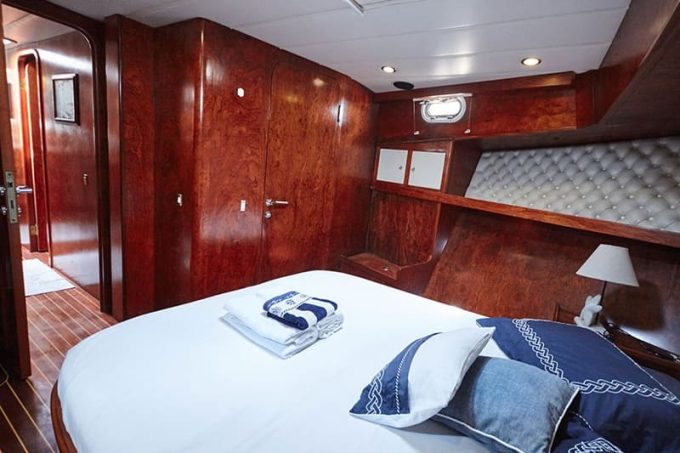 ΗΜΕΡΗΣΙΕΣ ΕΚΔΡΟΜΕΣ ΑΠΟ ΜΥΚΟΝΟ-GREECE SAILING SAIL CRUISES---greekcatalog.net